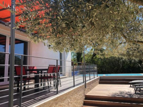 Villa Coquelicot avec piscine privée et borne électrique